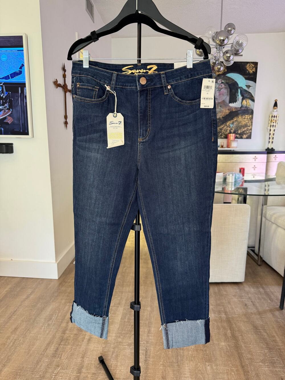 NWT Seven7 High Rise Slim Straignt w/ Cuff, 12